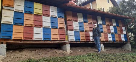 čebelnjak v Ožbaltu